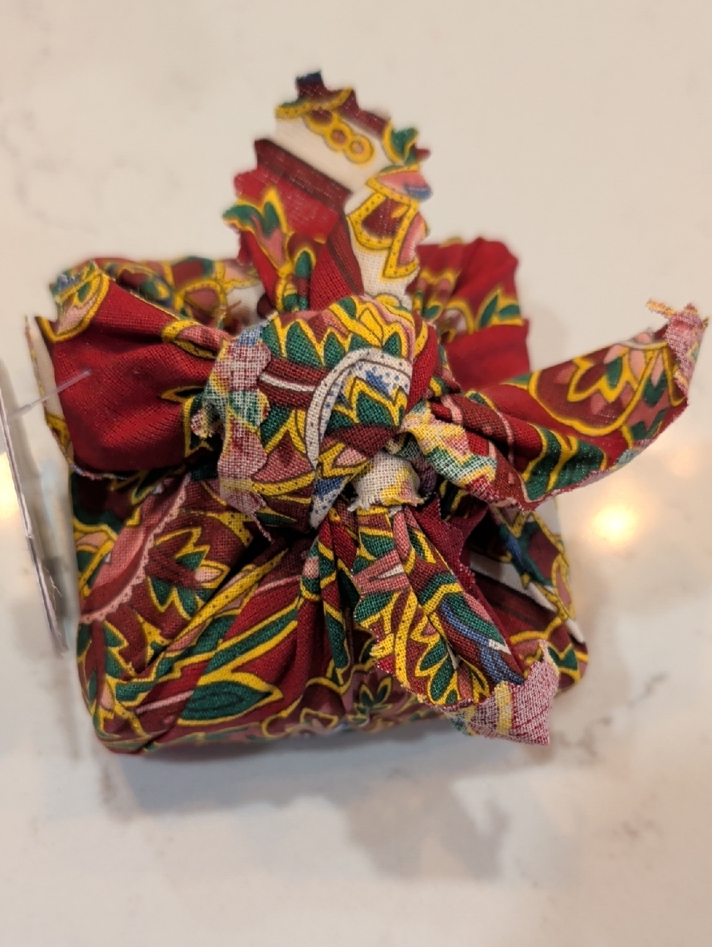 Vanilla Cedarwood Scented Soap - Red Floral Wrap - Picture 5 of 6